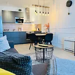 Apartman Ljupka - - With Private Free Parking Zára