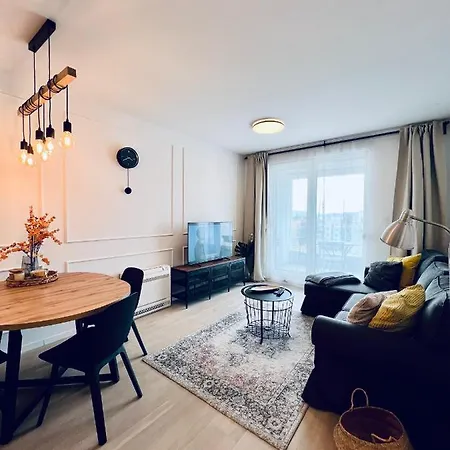 Ljupka - - With Private Free Parking Appartamento Zara