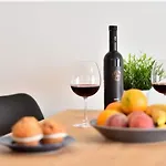Ljupka - - With Private Free Parking Ζαντάρ