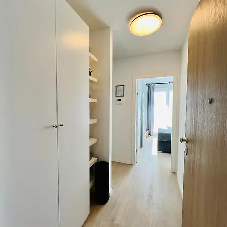 アパート Ljupka - - With Private Free Parking ザダル